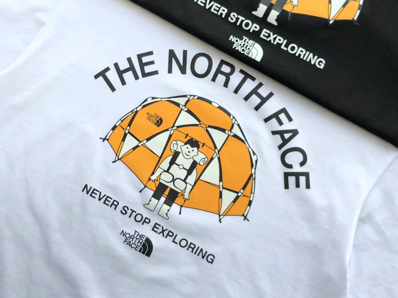 Camiseta The north face never stop exploring branca