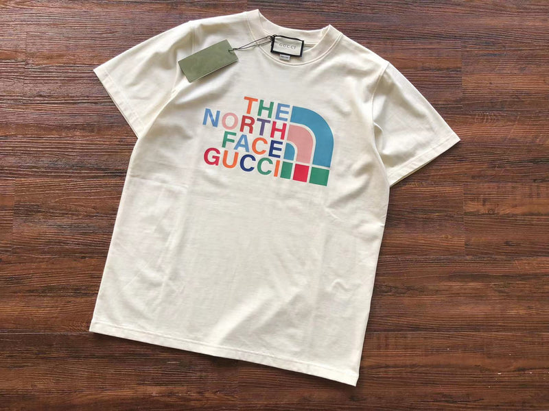 Camiseta The north face x Gucci branca