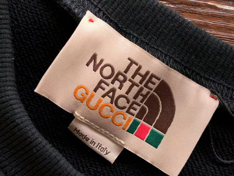 Moletom The north face x Gucci preto