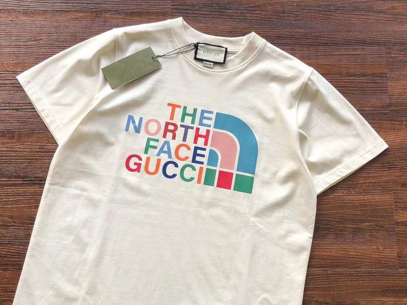 Camiseta The north face x Gucci branca